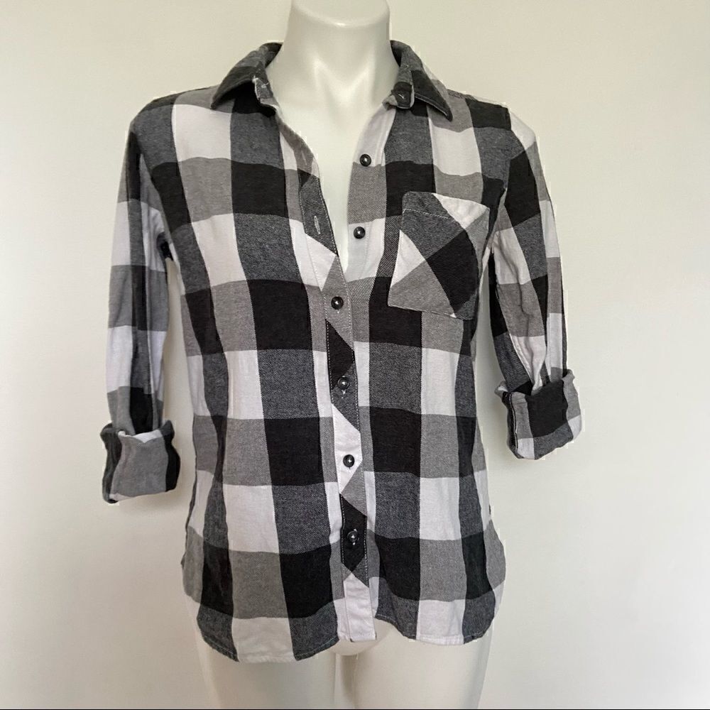 Woolrich Buffalo Check Plaid Button Down - Picture 7 of 10